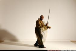 smax-eduardo-fantasy-shawl-sword-pose1-slash