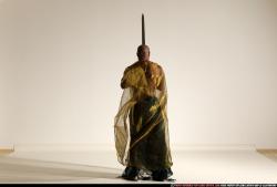 smax-eduardo-fantasy-shawl-sword-pose1-slash