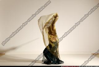 smax-eduardo-fantasy-shawl-sword-pose1-slash