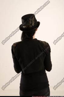 2017 02 CLAUDIA STEAMPUNK BOMB POSE1 04