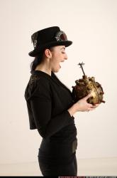 claudia-steampunk-bomb-pose1
