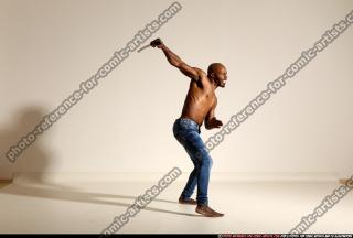 smax-eduardo-katana-slash-pose2