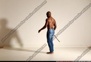 smax-eduardo-katana-slash-pose2