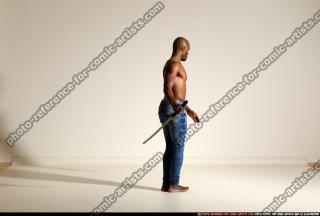 smax-eduardo-katana-slash-pose2