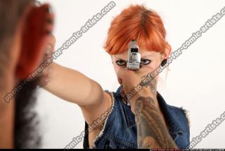 EDGAR-PISTOLS-POSE3-SHOOTOUT