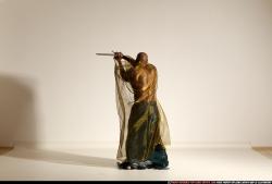 smax-eduardo-fantasy-shawl-sword-pose2-slash