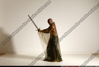 smax-eduardo-fantasy-shawl-sword-pose2-slash