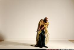 smax-eduardo-fantasy-shawl-sword-pose2-slash