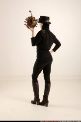 claudia-steampunk-bomb-pose2