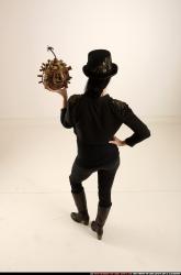 claudia-steampunk-bomb-pose2
