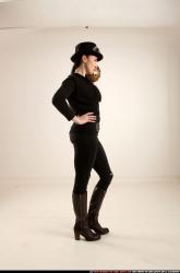 claudia-steampunk-bomb-pose2