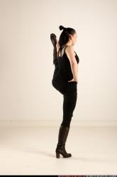 claudia-stretch-pose1-leg