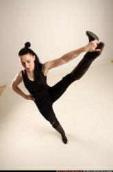 claudia-stretch-pose1-leg