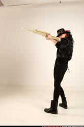 victoria-steampunk-standing-aiming-rifle