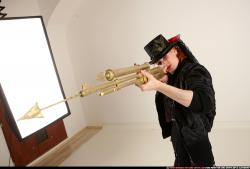 victoria-steampunk-standing-aiming-rifle