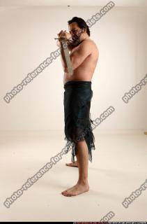 jerry-sword-pose3-defend 