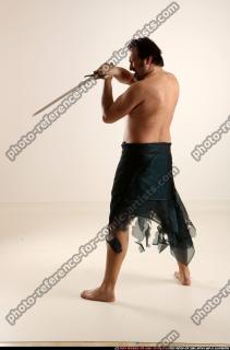 jerry-sword-pose3-defend 