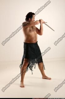 jerry-sword-pose3-defend 