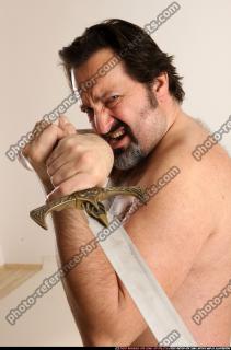 jerry-sword-pose3-defend 
