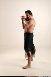 jerry-sword-pose3-defend 