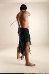 jerry-sword-pose3-defend 