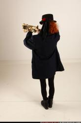 victoria-steampunk-blaster-rifle-aiming-pose1