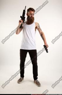 oscar-m4a1-pistol-pose