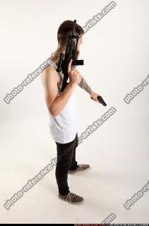 oscar-m4a1-pistol-pose