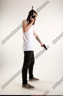 oscar-m4a1-pistol-pose