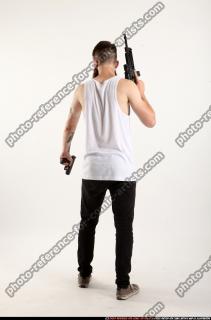 oscar-m4a1-pistol-pose