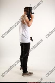 oscar-m4a1-pistol-pose