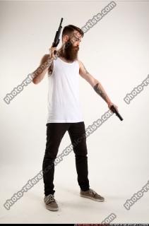 oscar-m4a1-pistol-pose