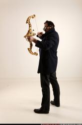 jerry-steampunk-bow-aiming