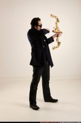 jerry-steampunk-bow-aiming