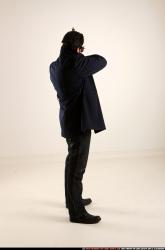 jerry-steampunk-bow-aiming