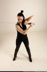 claudia-katana-defend-pose