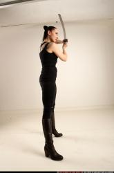 claudia-katana-defend-pose