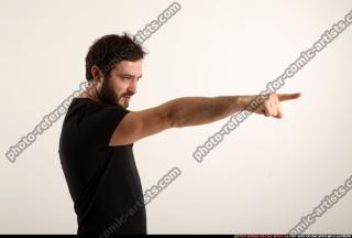 2017 05 WOLFF FE POINTING 03