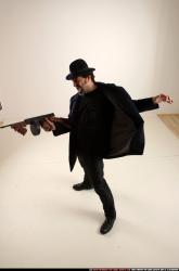 jerry-tommygun-pose2-shooting