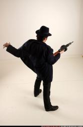 jerry-tommygun-pose2-shooting