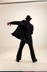 jerry-tommygun-pose2-shooting