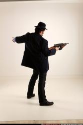 jerry-tommygun-pose2-shooting
