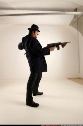 jerry-tommygun-pose2-shooting