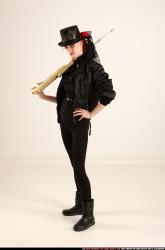 victoria-steampunk-standing-rifle-idle-pose1