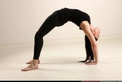 claudia-stretch-pose3-bridge