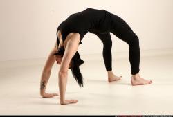 claudia-stretch-pose3-bridge