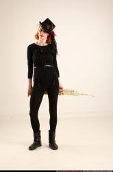 victoria-steampunk-standing-rifle-idle-pose2