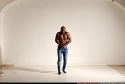 smax-eduardo-katana-jump