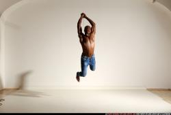 smax-eduardo-katana-jump