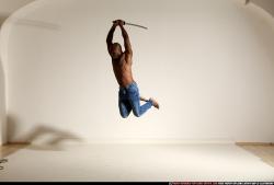 smax-eduardo-katana-jump